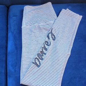 Beyond Yoga Grey White Striped Leggings Athleisure Yoga Workout  Made In USA Lrg